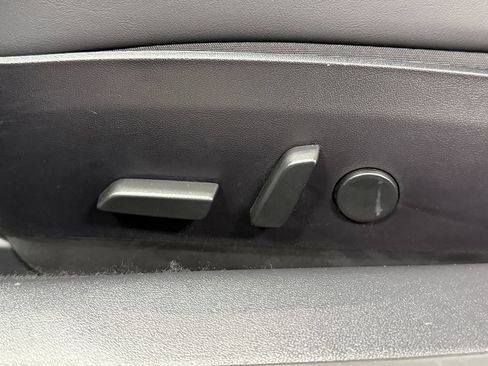 Used 2020 Tesla Model 3 Long Range AWD/4WD image 27