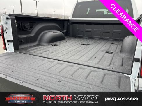 New 2026 RAM 2500 Big Horn AWD/4WD image 19