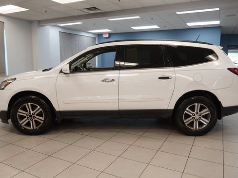 Used 2016 Chevrolet Traverse LT AWD/4WD image 2