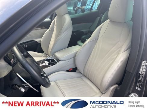 Used 2023 Maserati Grecale Modena AWD/4WD image 5