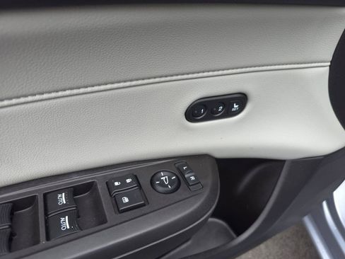 Used 2016 Acura ILX image 10