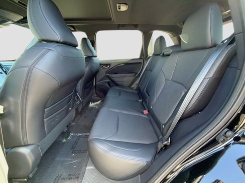 Used 2026 Subaru Forester Limited AWD/4WD image 21