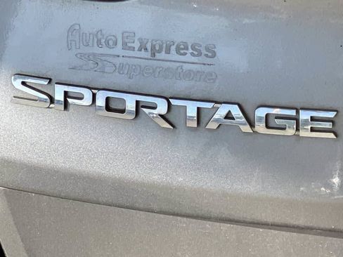 Used 2017 Kia Sportage LX AWD/4WD image 10