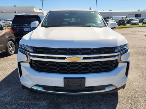 Used 2023 Chevrolet Suburban LS image 2