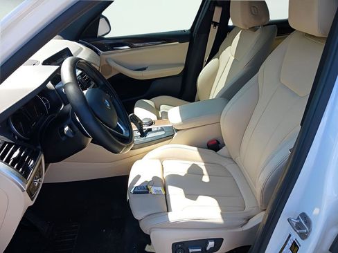 Used 2018 BMW X3 xDrive30i AWD/4WD image 4