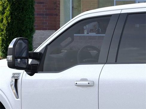 New 2025 Ford F150 King Ranch w/ FX4 Off-Road Package image 23