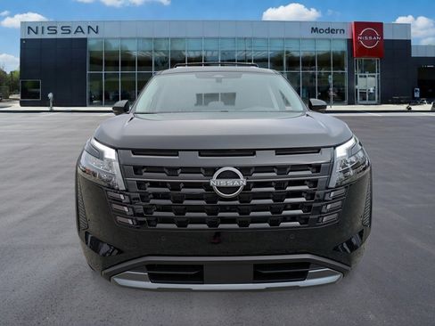 New 2026 Nissan Pathfinder SL FWD image 8