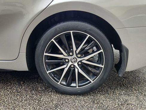 Used 2023 Toyota Camry SE image 29