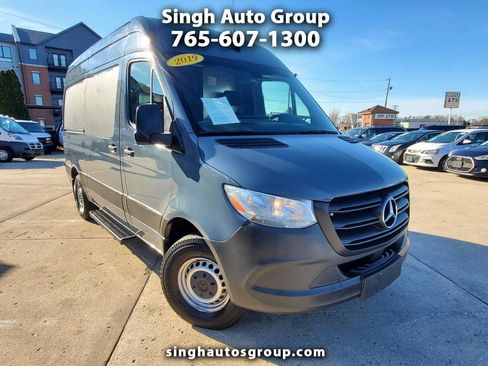Used 2019 Mercedes-Benz Sprinter 144 image 1
