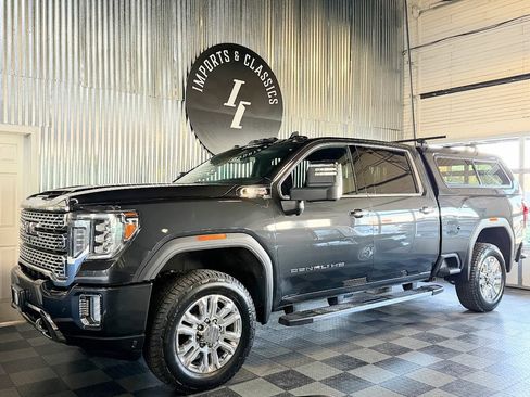 Used 2020 GMC Sierra 2500 Denali w/ Denali Ultimate Package AWD/4WD image 1