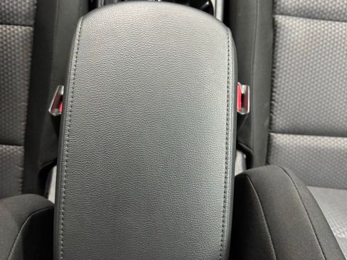 Used 2025 Kia Soul LX w/ LX Technology Package image 27