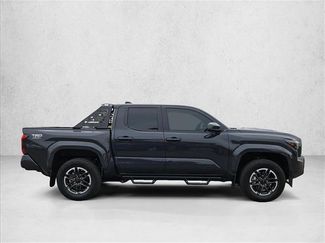 Used 2025 Toyota Tacoma TRD Sport AWD/4WD video 4