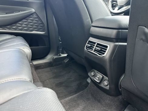 Used 2022 Hyundai Santa Fe Limited AWD/4WD image 38