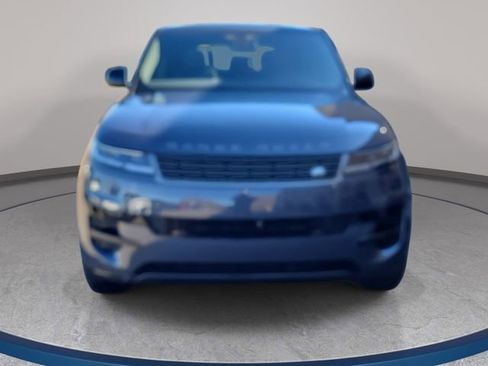 Used 2025 Land Rover Range Rover Sport S image 3