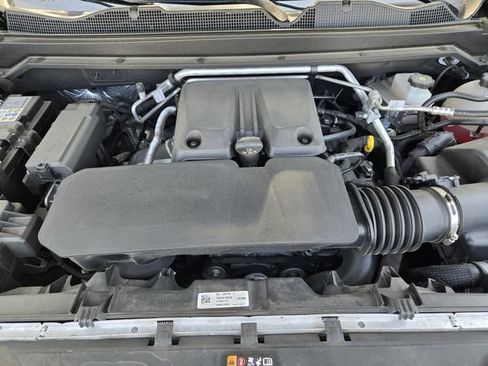Used 2024 Chevrolet Colorado ZR2 w/ ZR2 Bison Edition AWD/4WD image 42