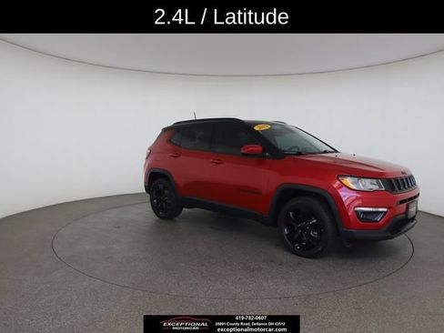 Used 2019 Jeep Compass Latitude FWD image 27