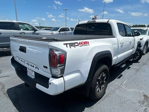 Used 2023 Toyota Tacoma TRD Off-Road w/ Technology Package AWD/4WD image 5