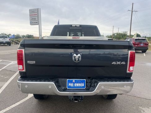 Used 2018 RAM 2500 Laramie AWD/4WD image 4