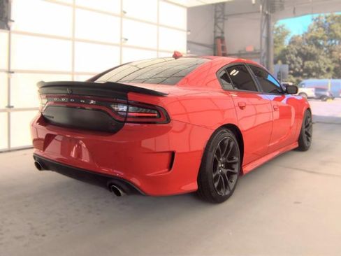 Used 2019 Dodge Charger Scat Pack RWD image 4