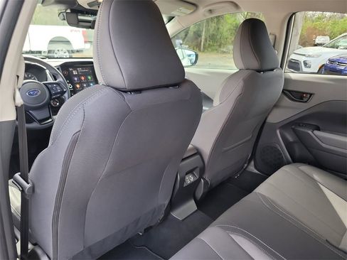 Used 2025 Subaru Crosstrek 2.0i Premium image 10