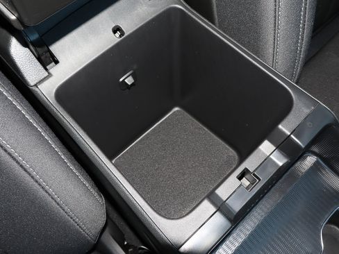 New 2025 Jeep Grand Cherokee Laredo w/ Luxury Tech Group I image 26