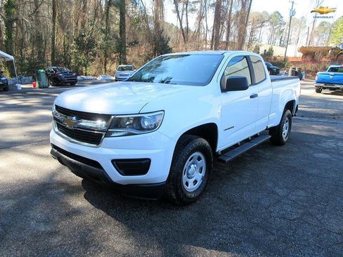 Used 2017 Chevrolet Colorado W/T image 1