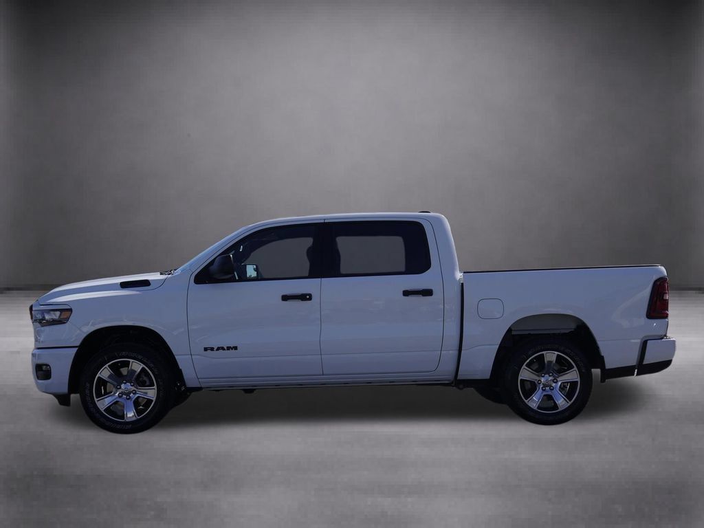New 2026 RAM 1500 Express AWD/4WD image 8