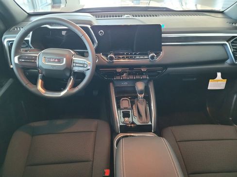 New 2026 GMC Canyon Elevation RWD image 9
