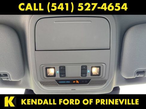 Used 2023 Ford Explorer XLT AWD/4WD image 24