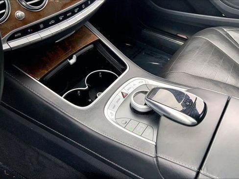 Used 2016 Mercedes-Benz S 550 4MATIC Sedan image 13