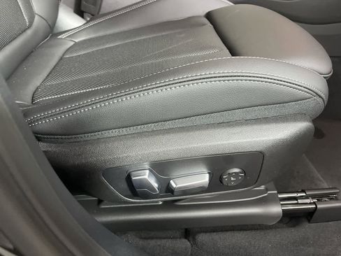 Used 2024 BMW X3 xDrive30i w/ Convenience Package AWD/4WD image 18