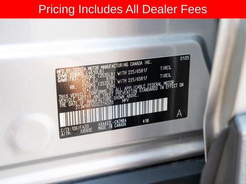 Used 2025 Toyota RAV4 XLE FWD image 19