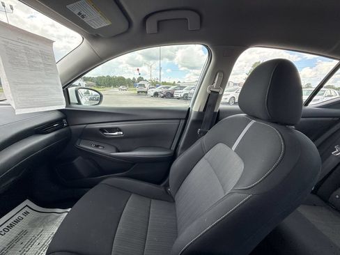 Used 2024 Nissan Sentra SV FWD image 30