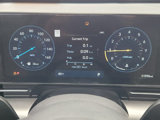 Used 2024 Hyundai Kona Limited FWD image 19