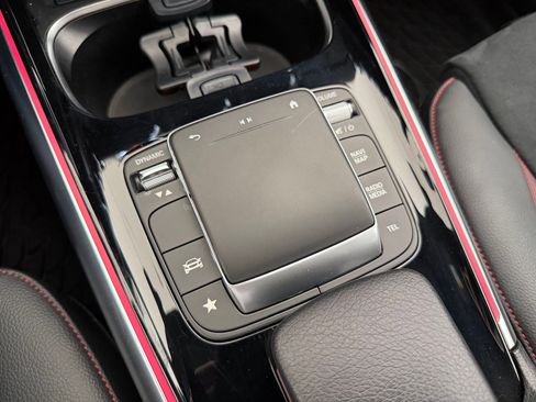 Used 2023 Mercedes-Benz GLA 250 GLA 250 image 27