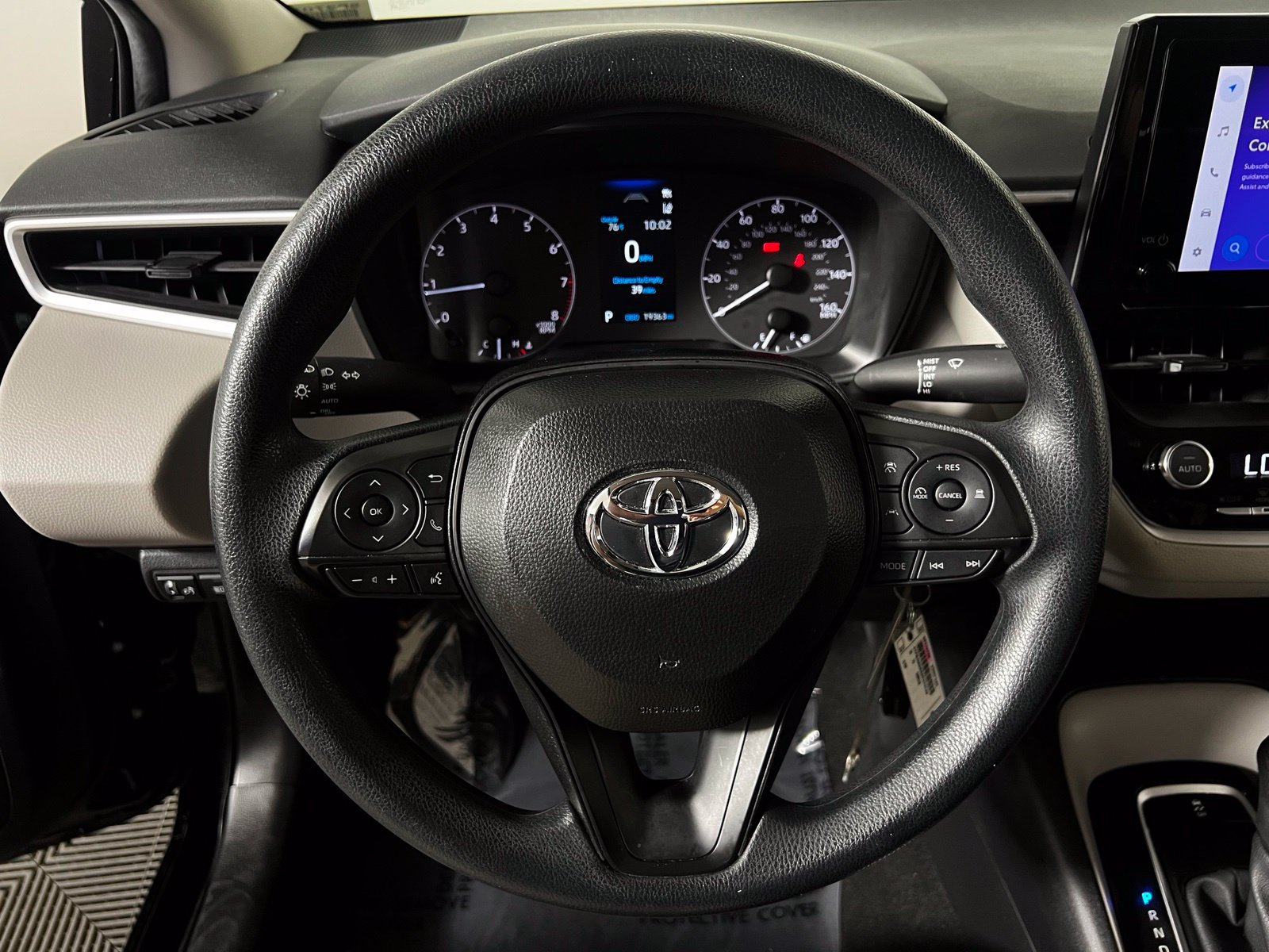 Certified 2025 Toyota Corolla LE FWD image 13