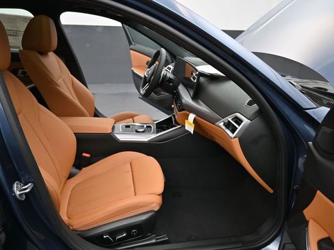 New 2026 BMW 330i Sedan w/ M Sport Package image 27