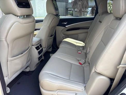 Used 2017 Acura MDX FWD w/ Technology Package image 12