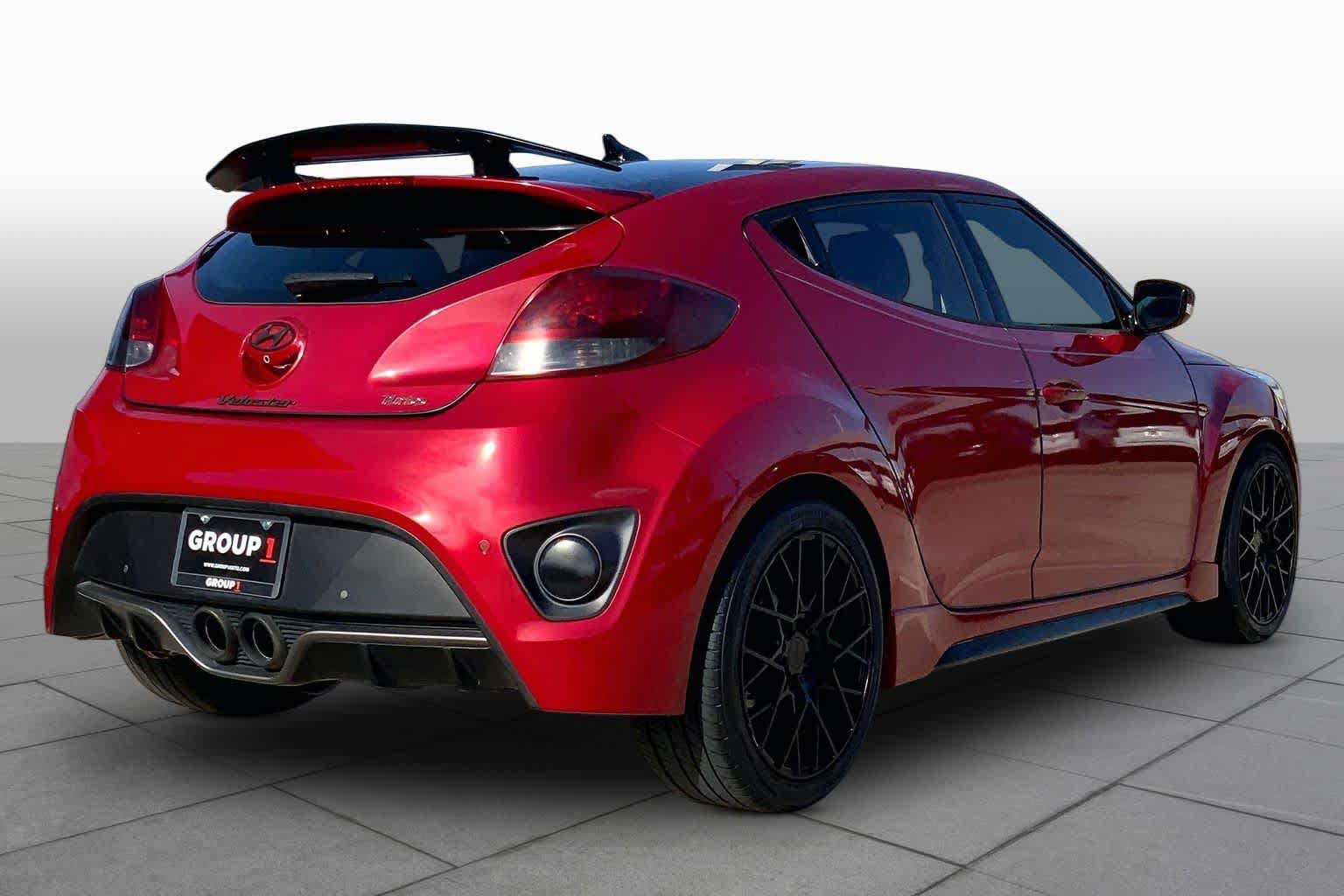 Used 2017 Hyundai Veloster Turbo w/ Tech Package 02 FWD image 12