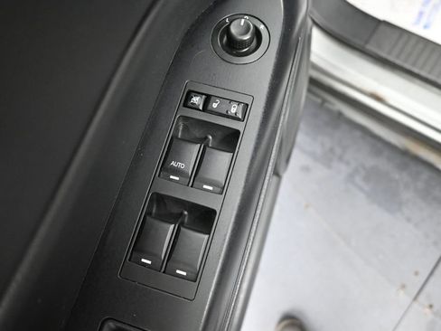 Used 2011 Jeep Compass 4WD image 28