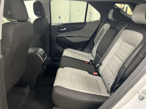 Used 2022 Chevrolet Equinox LS w/ LS Convenience Package image 22