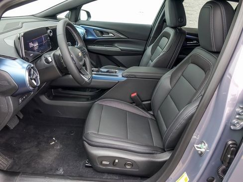 New 2026 Chevrolet Equinox EV LT image 14