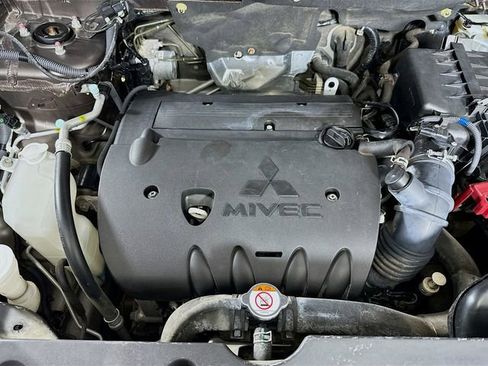 Used 2018 Mitsubishi Outlander Sport ES image 28