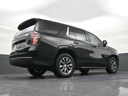 Used 2022 Chevrolet Tahoe LT w/ Luxury Package RWD image 27