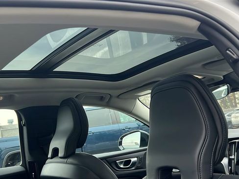 Used 2024 Volvo S60 B5 Core image 13