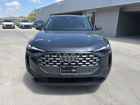 Certified 2025 Audi Q5 Premium w/ Convenience Package AWD/4WD image 2