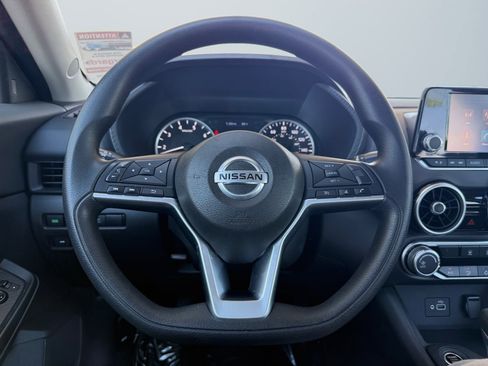 Used 2022 Nissan Sentra S image 10