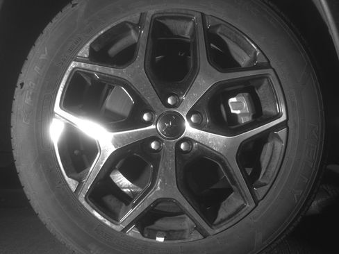 Used 2025 Jeep Compass Limited image 13