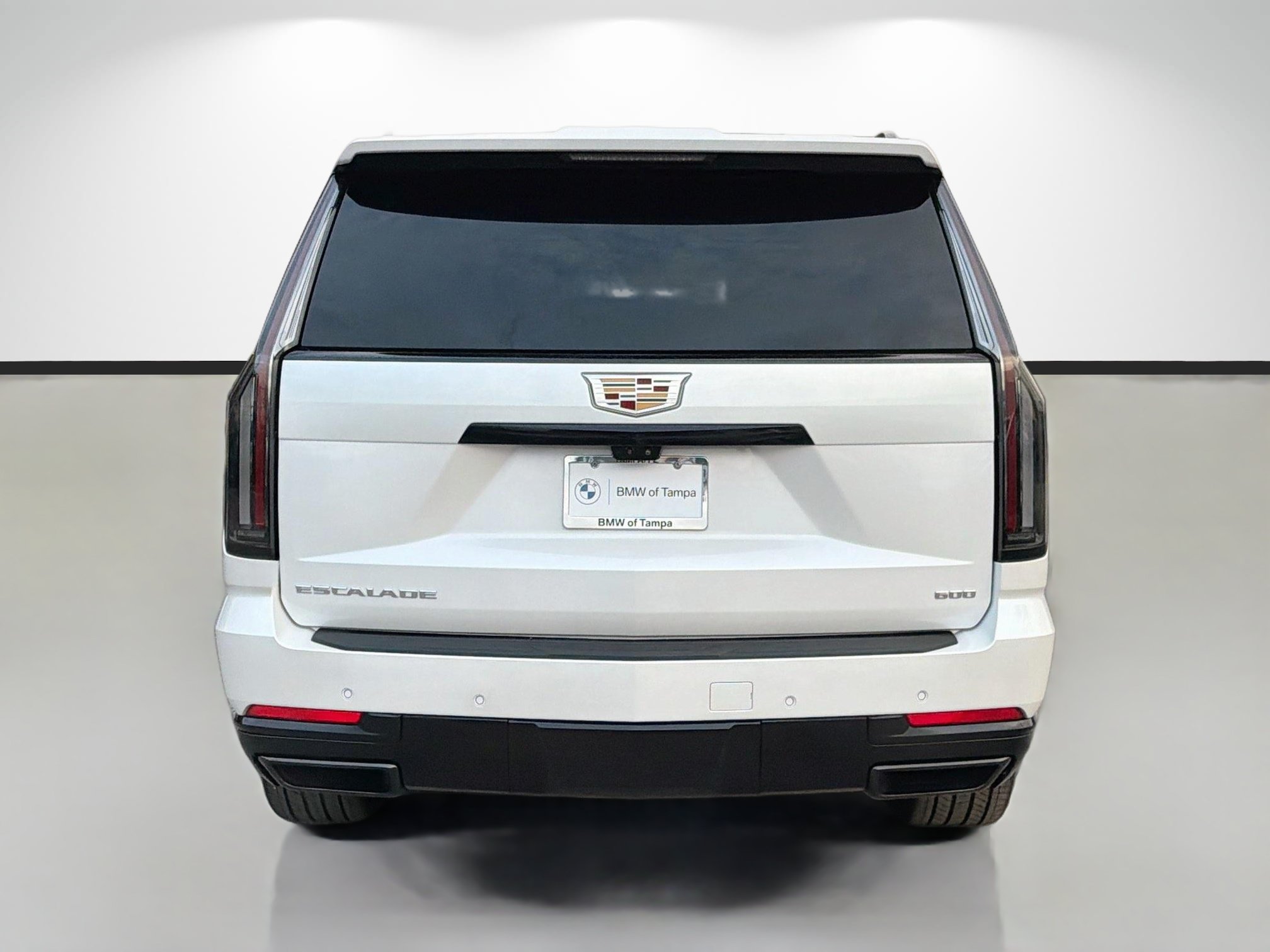 Used 2025 Cadillac Escalade ESV Sport w/ Touring Package AWD/4WD image 4