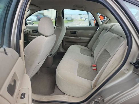 Used 2006 Ford Taurus SEL FWD image 18